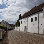 Prachtige straatjes met witte huizen in Thorn