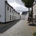 Alleen maar witte huizen in het witte stadje Thorn