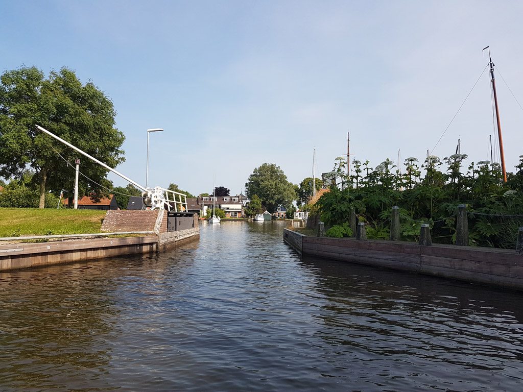 De sluis bij binnenkomst in Goingarijp