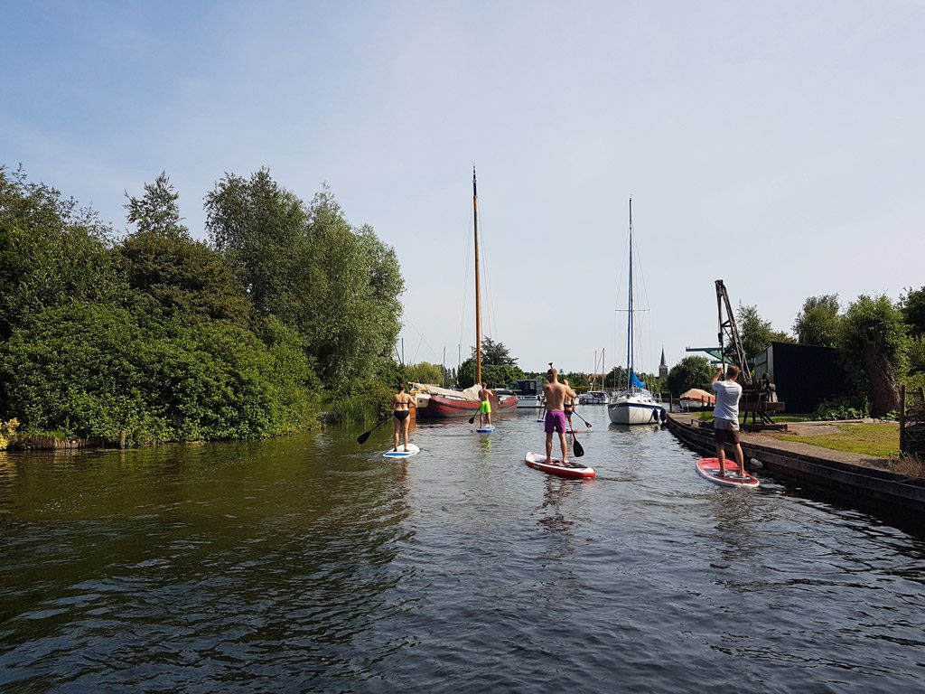 Lekker suppen op het water bij Oppenhuizen