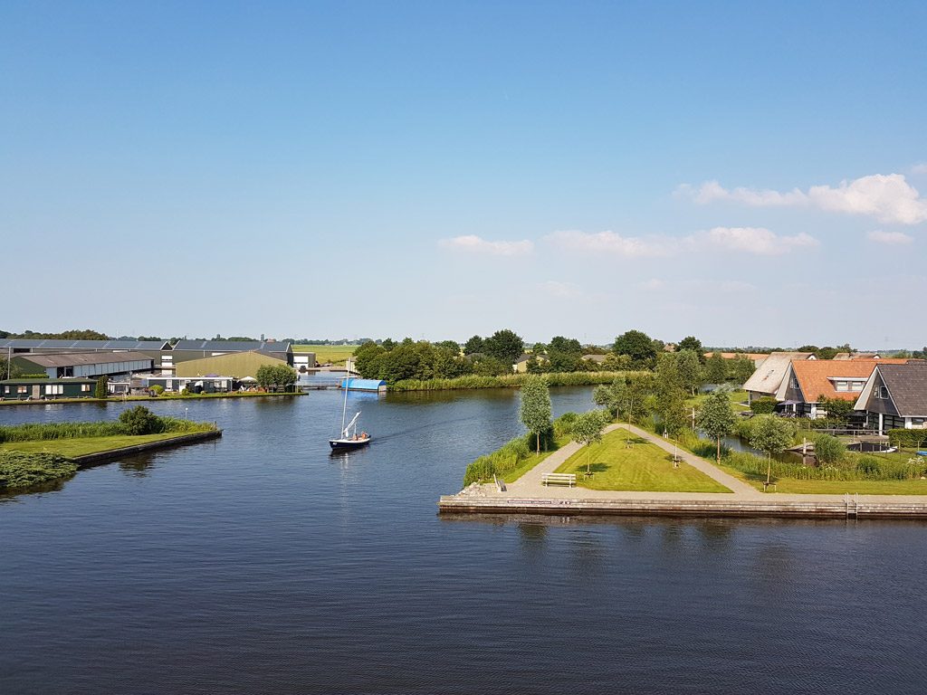 Het uitzicht vanaf de slaapetage in Havenresort Terherne